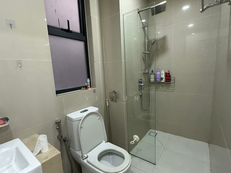 Service Residence for Rent at South View - Yi Jun - Bathroom - PropertyGuru.com.my