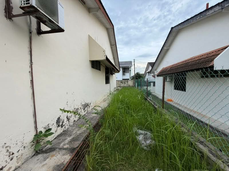 Semi-Detached House for Sale in Taman Perling (Perling) - Shirley Yap - Exterior - PropertyGuru.com.my