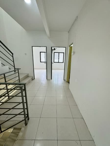 2.5-storey Terraced House for Sale in Taman Scientex Pasir Gudang (Pasir Gudang) - Alan Tee - Entrance - PropertyGuru.com.my
