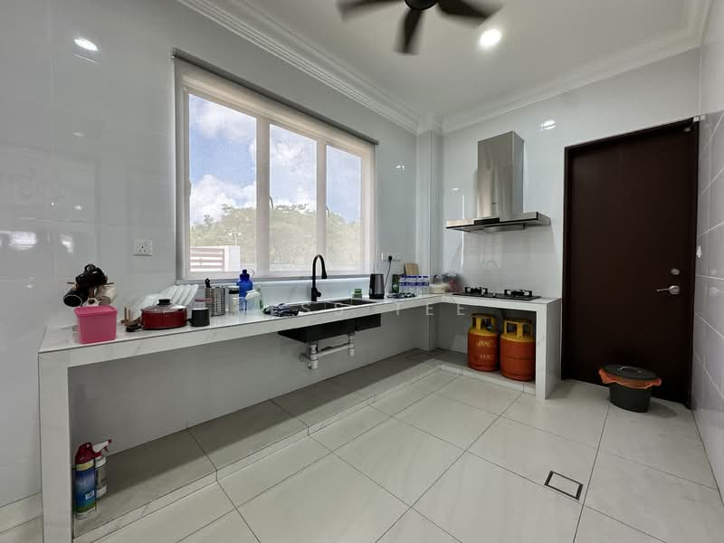 2-storey Terraced House for Sale in Alam Impian (Shah Alam) - Jess Tee - Kitchen - PropertyGuru.com.my