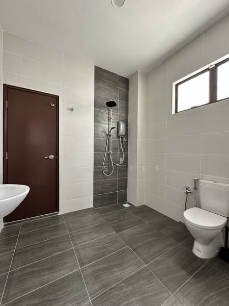 2-storey Terraced House for Sale in Alam Impian (Shah Alam) - Jess Tee - Bathroom - PropertyGuru.com.my