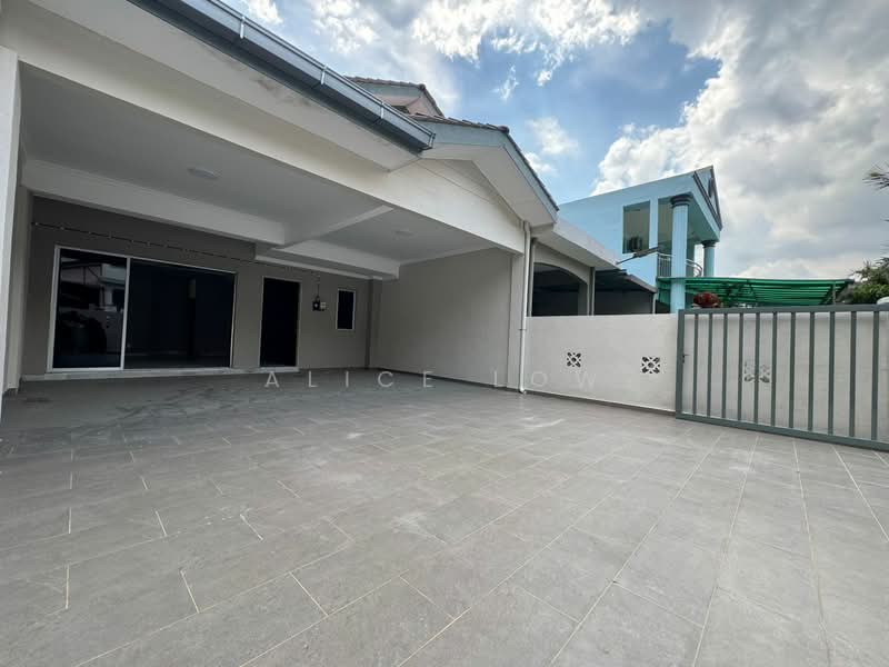 Rumah Teres 2 Tingkat untuk Dijual di Rawang Perdana 2 (Rawang) - Alice Low - Exterior - PropertyGuru.com.my