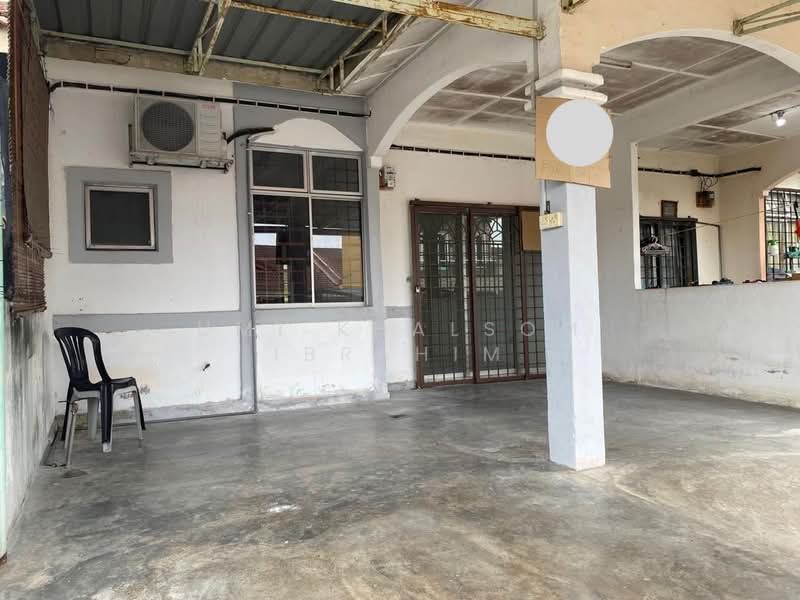 1-storey Terraced House for Sale in Kota Warisan (Sepang) - Umi Khalsom Ibrahim - PropertyGuru.com.my
