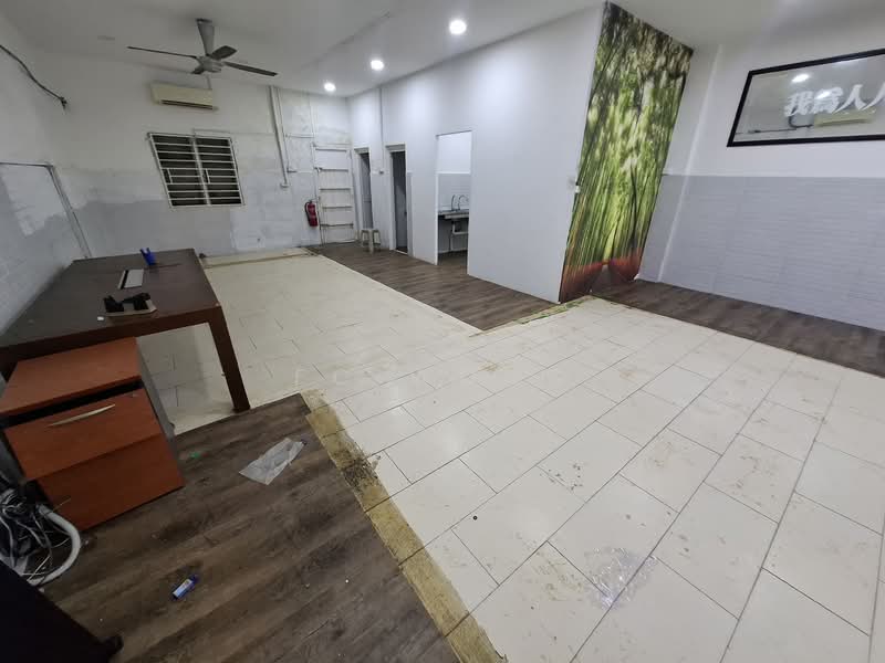 Shop for Sale in Desa Jaya Kepong (Kepong) - FC Wong - Interior - PropertyGuru.com.my