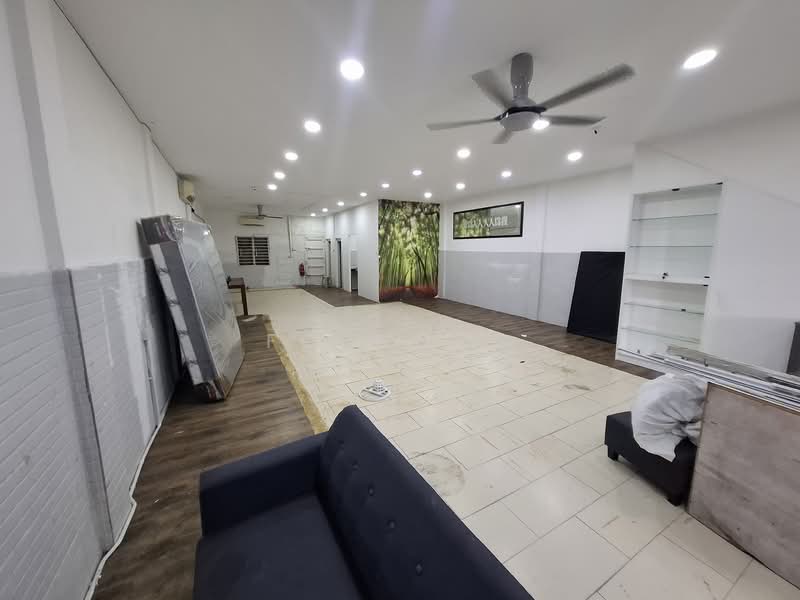 Shop for Sale in Desa Jaya Kepong (Kepong) - FC Wong - Interior - PropertyGuru.com.my