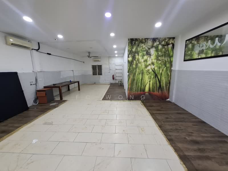 Shop for Sale in Desa Jaya Kepong (Kepong) - FC Wong - Interior - PropertyGuru.com.my