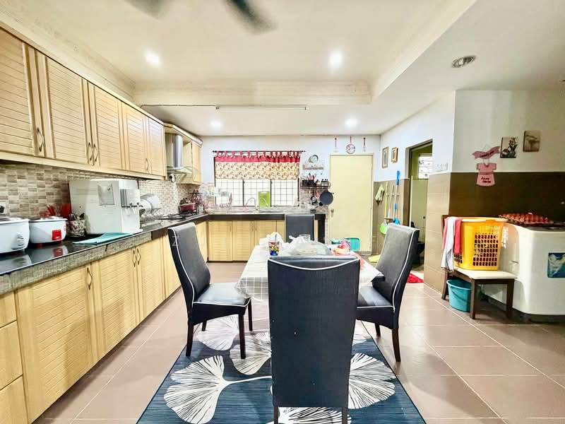 Rumah Teres 2 Tingkat untuk Dijual di Taman Dato Demang (Seri Kembangan) - Zul Hasif - PropertyGuru.com.my