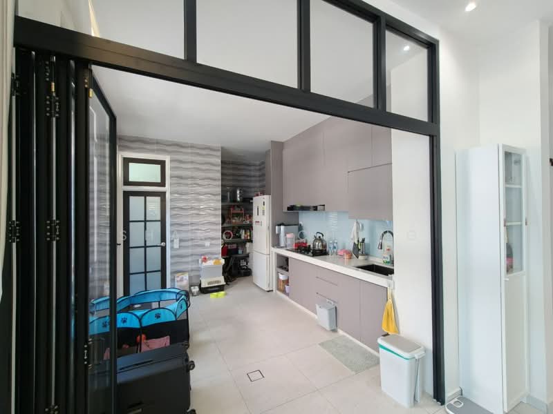 Cluster House for Sale in Eco Botanic (Iskandar Puteri (Nusajaya)) - Sharon Chong - Kitchen - PropertyGuru.com.my