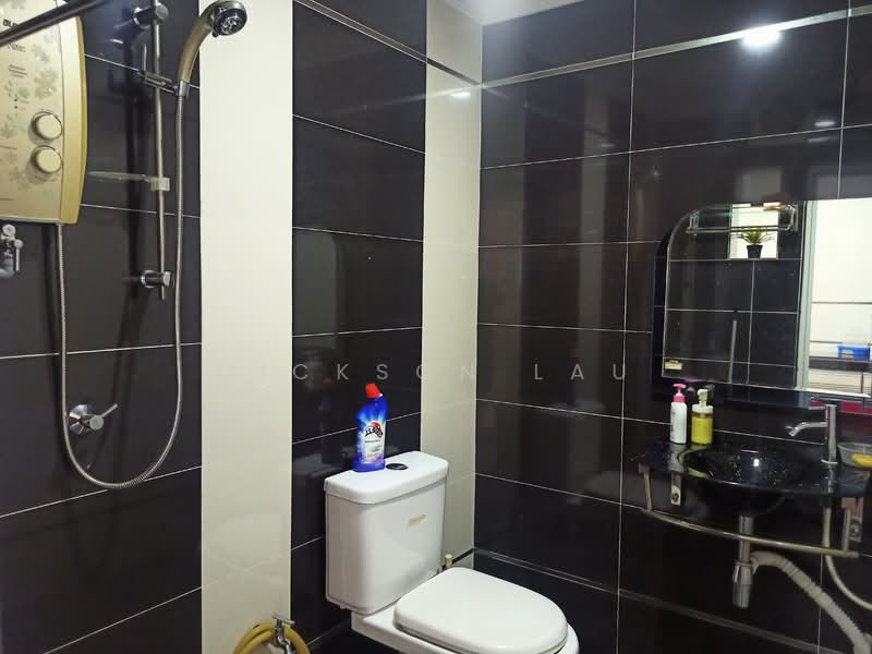 Apartment for Sale at Pangsapuri Nilam - Dickson Lau - Bathroom - PropertyGuru.com.my