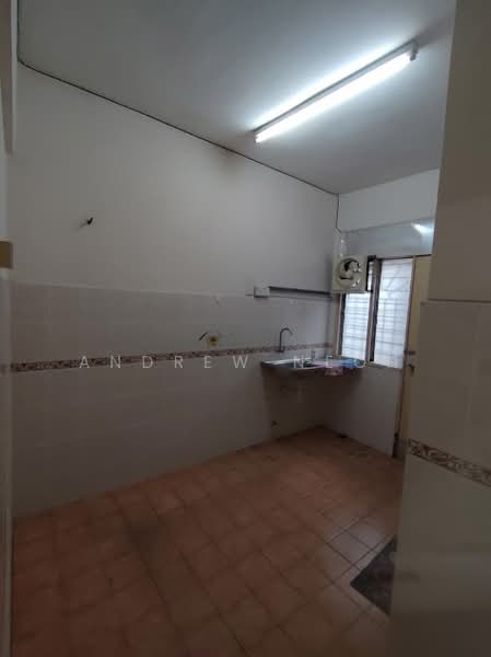 2-storey Terraced House for Rent in Taman Segar Perdana (Cheras) - Andrew Neoh - Kitchen - PropertyGuru.com.my
