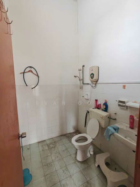 2-storey Terraced House for Sale in Saujana Puchong (Puchong) - Evan Goh - Bathroom - PropertyGuru.com.my