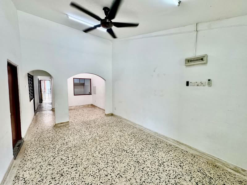 1-storey Terraced House for Sale in Bandar Tun Razak (Cheras) - Masnizah Arifin - Living Room - PropertyGuru.com.my