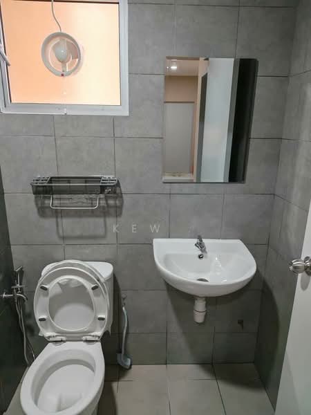 Condominium for Rent at Residensi Sateria - Kew . - Bathroom - PropertyGuru.com.my