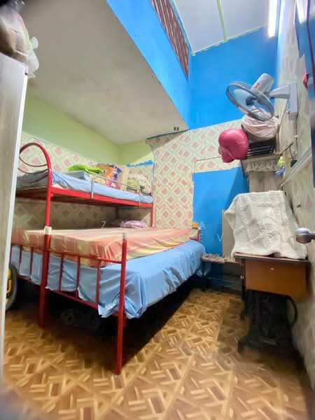 1-storey Terraced House for Sale in Taman Sementa Jaya (Kapar) - Zarema Kulbuzheva - Bedroom - PropertyGuru.com.my