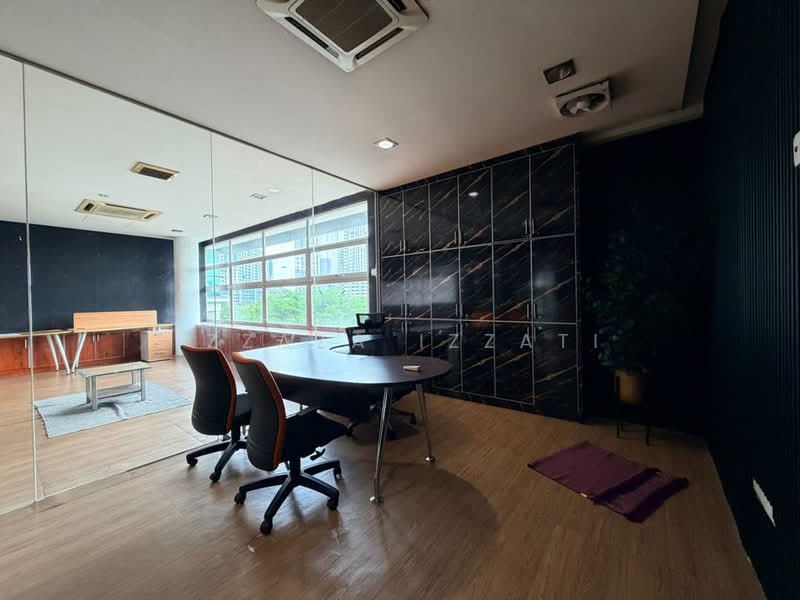 Pejabat Runcit untuk Dijual di Laman Seri Business Park (Shah Alam) - Izzaza Izzati - Interior - PropertyGuru.com.my