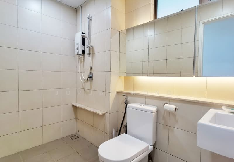 Kondominium untuk Disewa di The WaterEdge (Pinggiran Air) - Jordan Wong - Bathroom - PropertyGuru.com.my