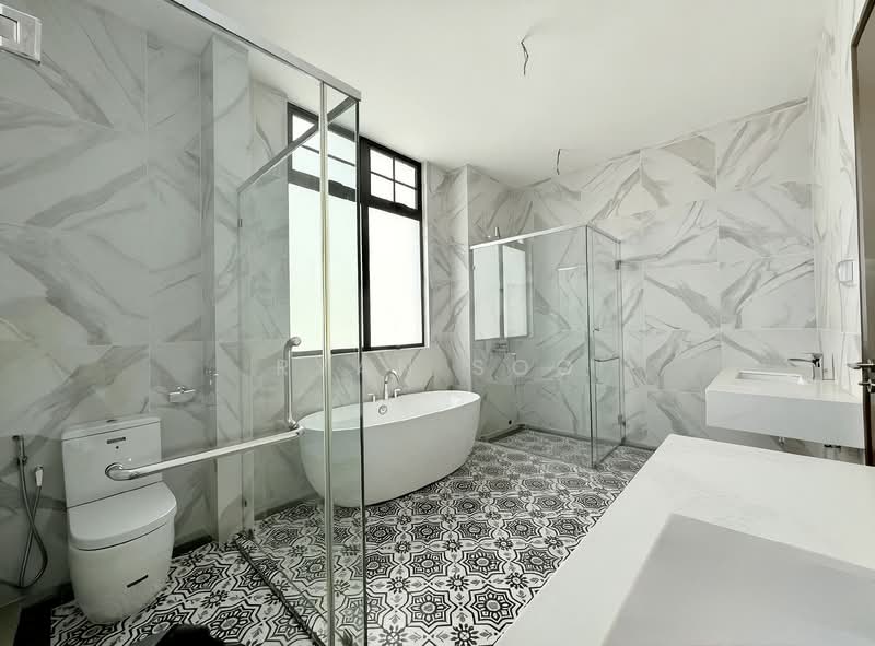 Semi-Detached House for Sale in Setia Eco Park (Setia Alam) - Ryan Soo - Bathroom - PropertyGuru.com.my