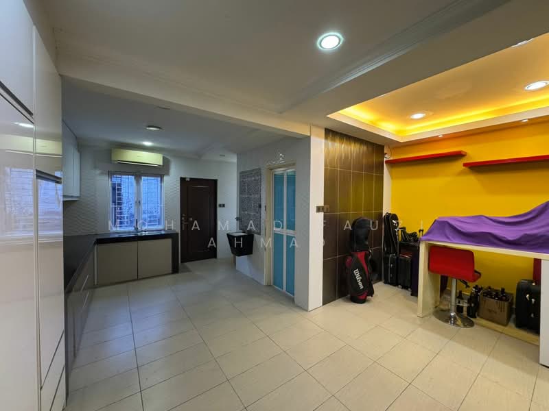 2-storey Terraced House for Sale in Bandar Mahkota Cheras (Cheras) - Mohamad Fauzi Ahmad - Kitchen - PropertyGuru.com.my