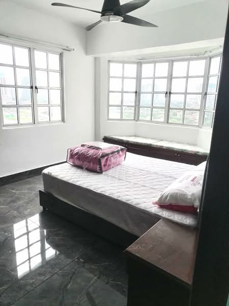 Kondominium untuk Disewa di Heritage - Kew . - Bedroom - PropertyGuru.com.my