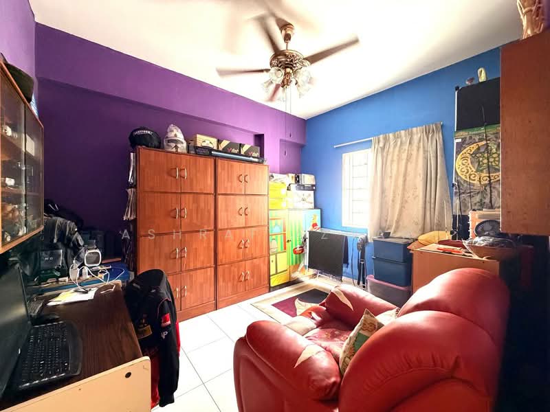 Condominium for Sale at Nilam Puri - Ashraf Azwan - Living Room - PropertyGuru.com.my
