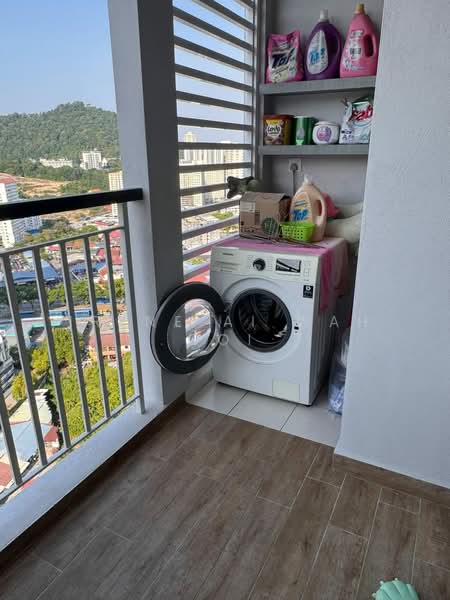 Kondominium untuk Dijual di Imperial Grande - Irene Ai Wah Ooi - Balcony - PropertyGuru.com.my