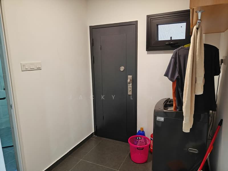 1-storey Terraced House for Sale in SS18 (Subang Jaya) - Jacky Lin - Entrance - PropertyGuru.com.my