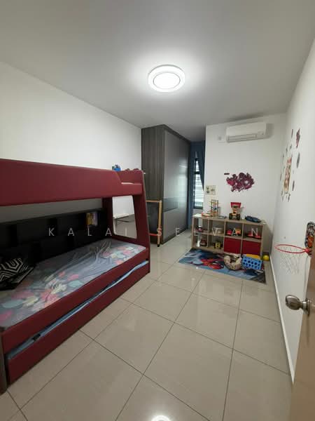 2-storey Terraced House for Sale in Taman Bestari Indah (Ulu Tiram) - Kalai Selvan - Bedroom - PropertyGuru.com.my