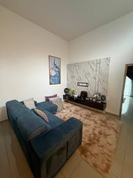 2-storey Terraced House for Sale in Taman Bestari Indah (Ulu Tiram) - Kalai Selvan - Living Room - PropertyGuru.com.my