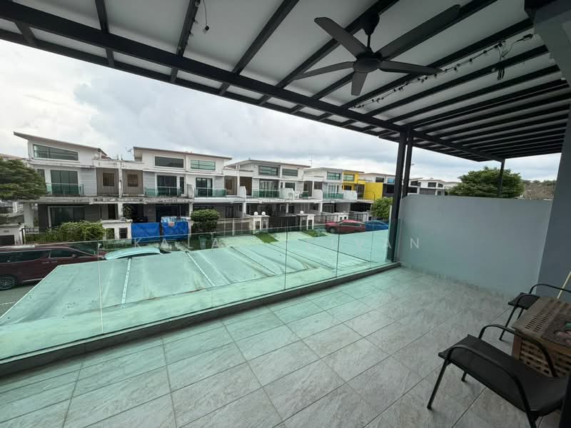 2-storey Terraced House for Sale in Taman Bestari Indah (Ulu Tiram) - Kalai Selvan - Exterior - PropertyGuru.com.my