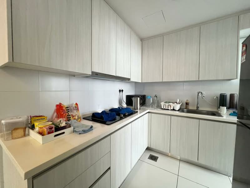 Service Residence for Sale at Residences @ 1 Tebrau - Justin Kong - Kitchen - PropertyGuru.com.my