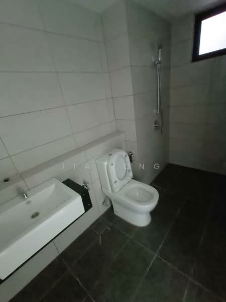 Servis Apartment untuk Dijual di SUNSHINE RESIDENCE - Jia Yong - Bathroom - PropertyGuru.com.my
