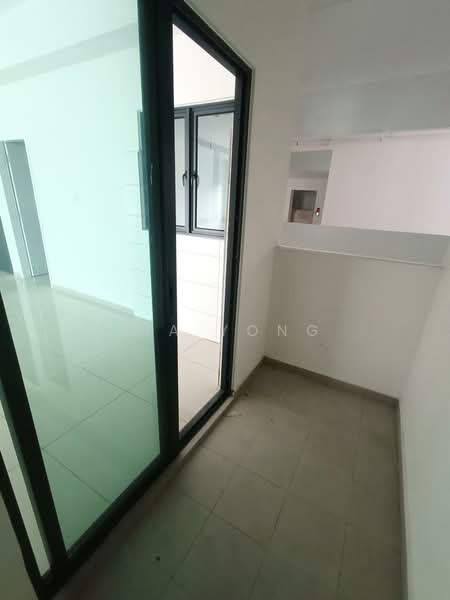Servis Apartment untuk Dijual di SUNSHINE RESIDENCE - Jia Yong - Balcony - PropertyGuru.com.my