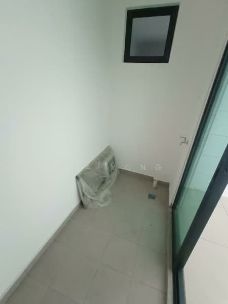 Servis Apartment untuk Dijual di SUNSHINE RESIDENCE - Jia Yong - Balcony - PropertyGuru.com.my