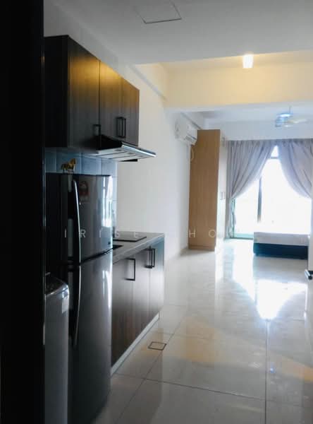 Service Residence for Sale at D'Inspire Residence (Inspira Bestari) - Irise Chow - Kitchen - PropertyGuru.com.my