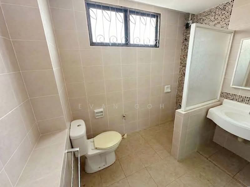 2.5-storey Terraced House for Sale in Bandar Puteri Puchong (Puchong) - Evan Goh - Bathroom - PropertyGuru.com.my
