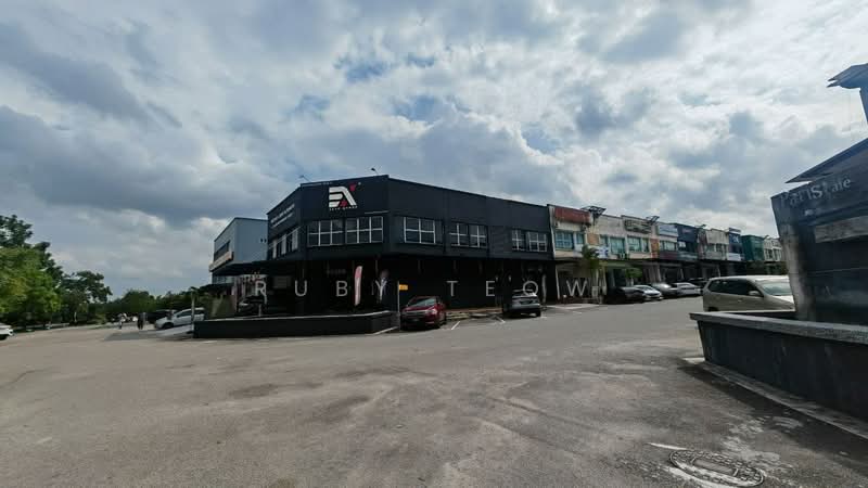 Kedai untuk Disewa di Taman Gaya (Ulu Tiram) - Ruby Teow - Exterior - PropertyGuru.com.my