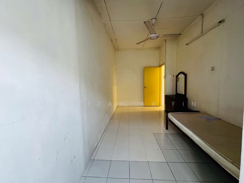 Rumah Teres 2 Tingkat untuk Dijual di Taman Desa Mas (Rawang) - Masnizah Arifin - Bedroom - PropertyGuru.com.my