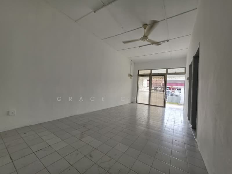 1-storey Terraced House for Rent in Taman Johor Jaya (Johor Bahru) - Grace Chiew - Interior - PropertyGuru.com.my