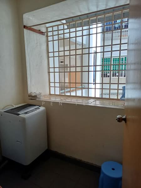 Kondominium untuk Dijual di Vistaria Condominium - Pen Teo - Drying Area - PropertyGuru.com.my