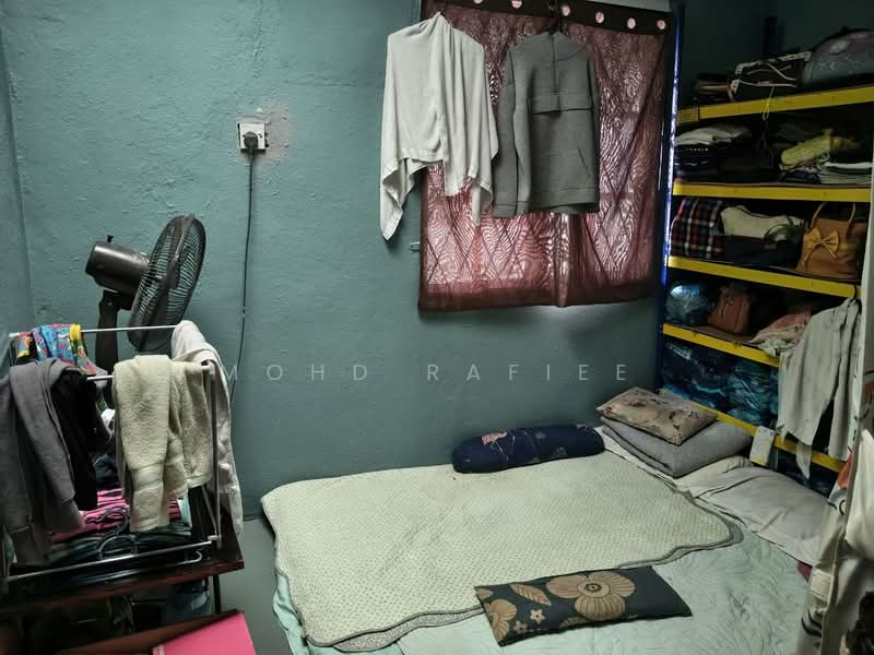 Rumah Teres 2 Tingkat untuk Dijual di Ampang (Selangor) - Mohd Rafiee - Bedroom - PropertyGuru.com.my