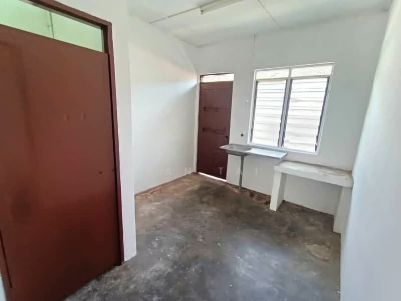 Rumah Teres untuk Dijual di Ipoh (Perak) - Ivan Tai - Kitchen - PropertyGuru.com.my