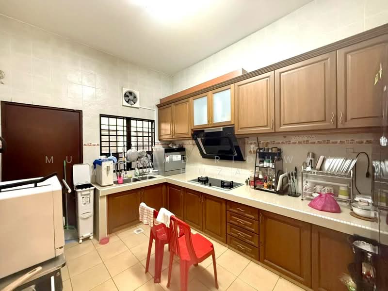 2-storey Terraced House for Sale in Bandar Nusaputra (Puchong) - Muhammad Ridhwan Mohd Huzairi - Kitchen - PropertyGuru.com.my