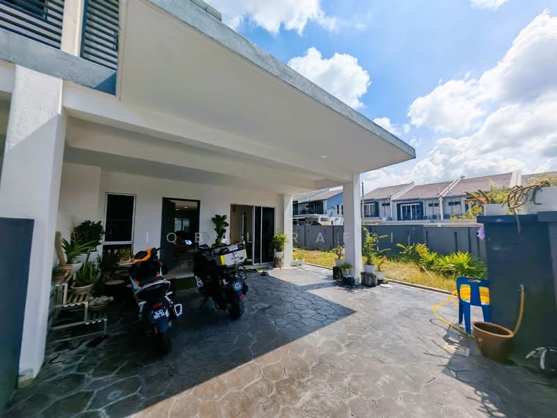 2-storey Terraced House for Sale in Taman Vista Mutiara (Bandar Sungai Long) - Iqbal Rafei - Exterior - PropertyGuru.com.my
