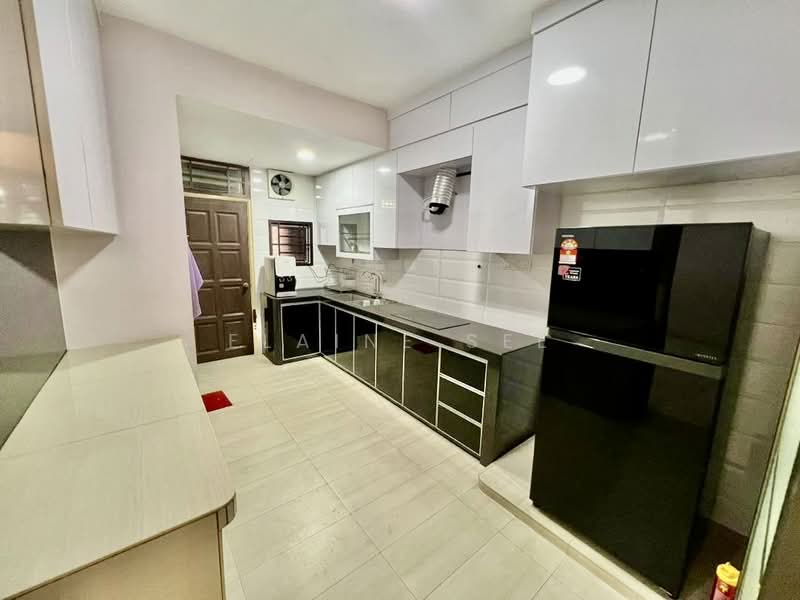Rumah Teres 2.5 Tingkat untuk Disewa di Skudai (Johor) - Elaine See - Kitchen - PropertyGuru.com.my