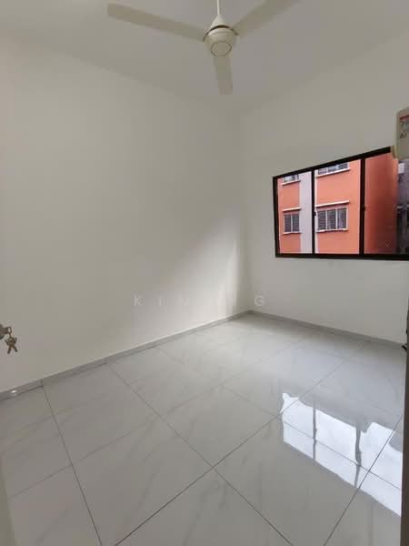Rumah Flat untuk Dijual di Taman Pulai Utama - Kim Ng - Interior - PropertyGuru.com.my