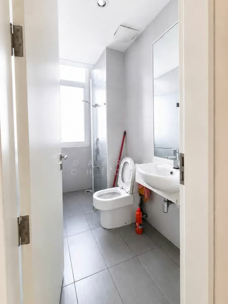 Condominium for Sale at Nadayu28 - DARREN CHEONG - Bathroom - PropertyGuru.com.my