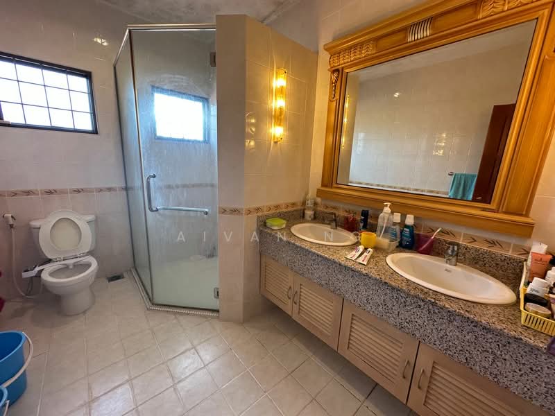 Semi-Detached House for Sale in Sungai Long (Bandar Sungai Long) - Aivan Ng - Bathroom - PropertyGuru.com.my
