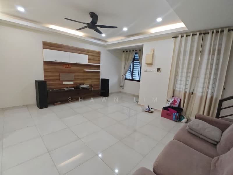 Rumah Teres 2 Tingkat untuk Dijual di Taman Desa Tebrau (Tebrau) - Shawn Lim - Living Room - PropertyGuru.com.my
