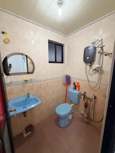 2-storey Terraced House for Rent in Taman Ipoh Timur (Ipoh) - Kent C - Bathroom - PropertyGuru.com.my