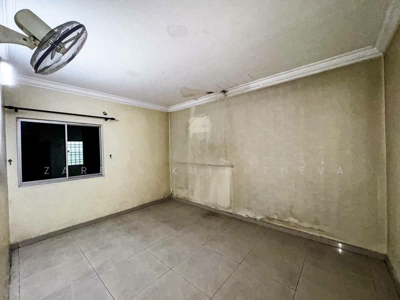 2-storey Terraced House for Sale in Teluk Pulai (Klang) - Zarema Kulbuzheva - Interior - PropertyGuru.com.my